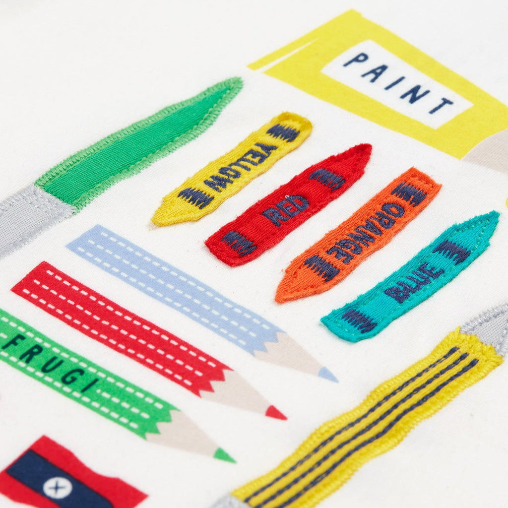 Short-sleeved t-shirt- art supplies