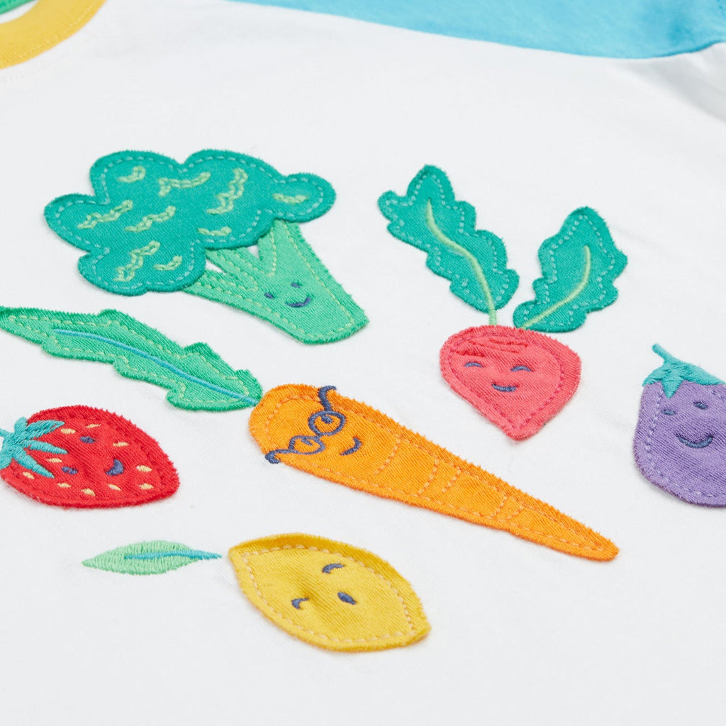 Short-sleeved raglan t-shirt- vegetable pals appliqué