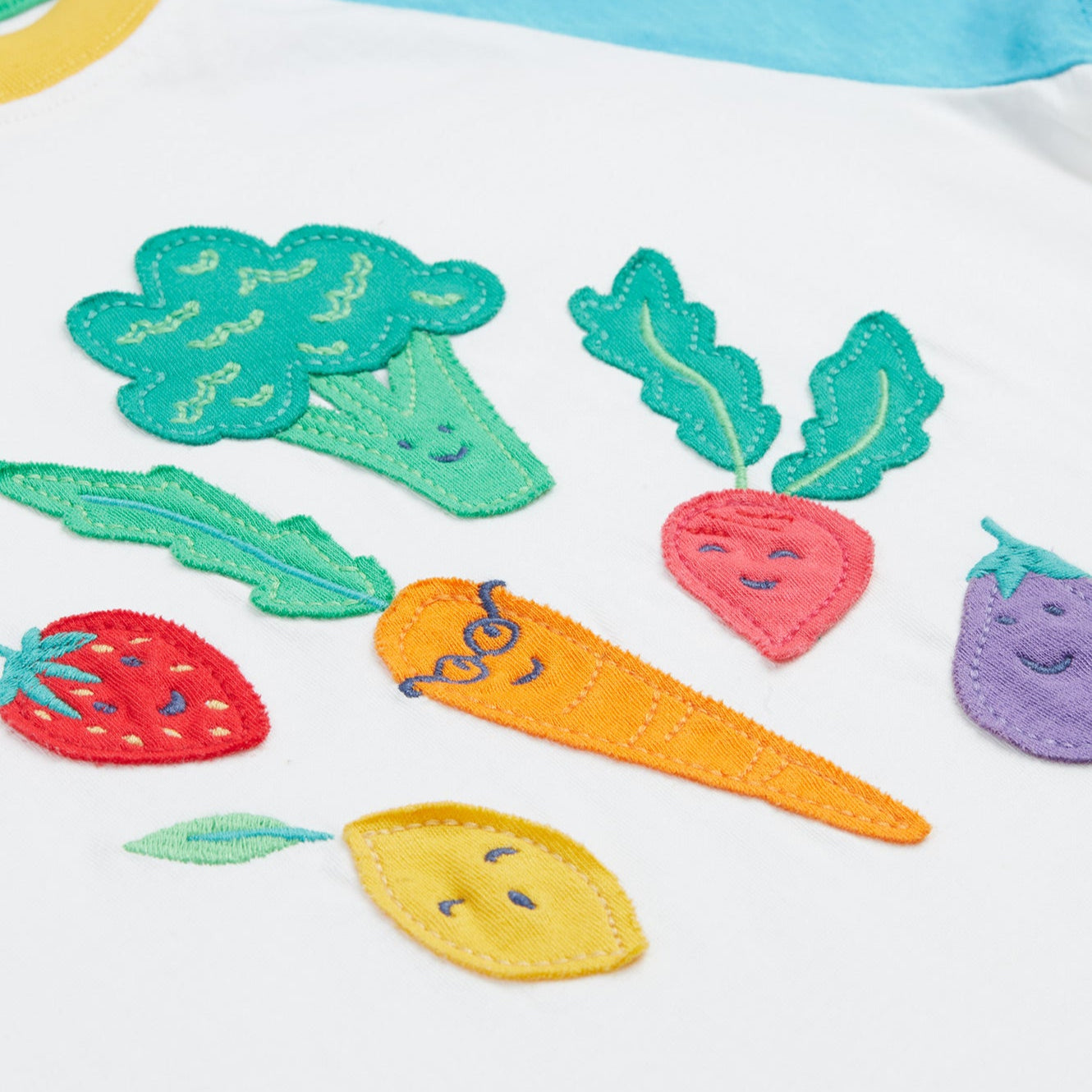Short-sleeved raglan t-shirt- vegetable pals appliqué
