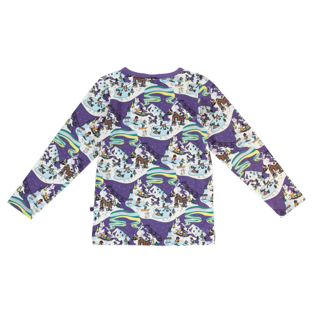 Long-sleeved t-shirt- winter landscape