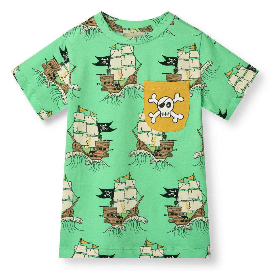Short sleeved t-shirt- pirate ships, minty green