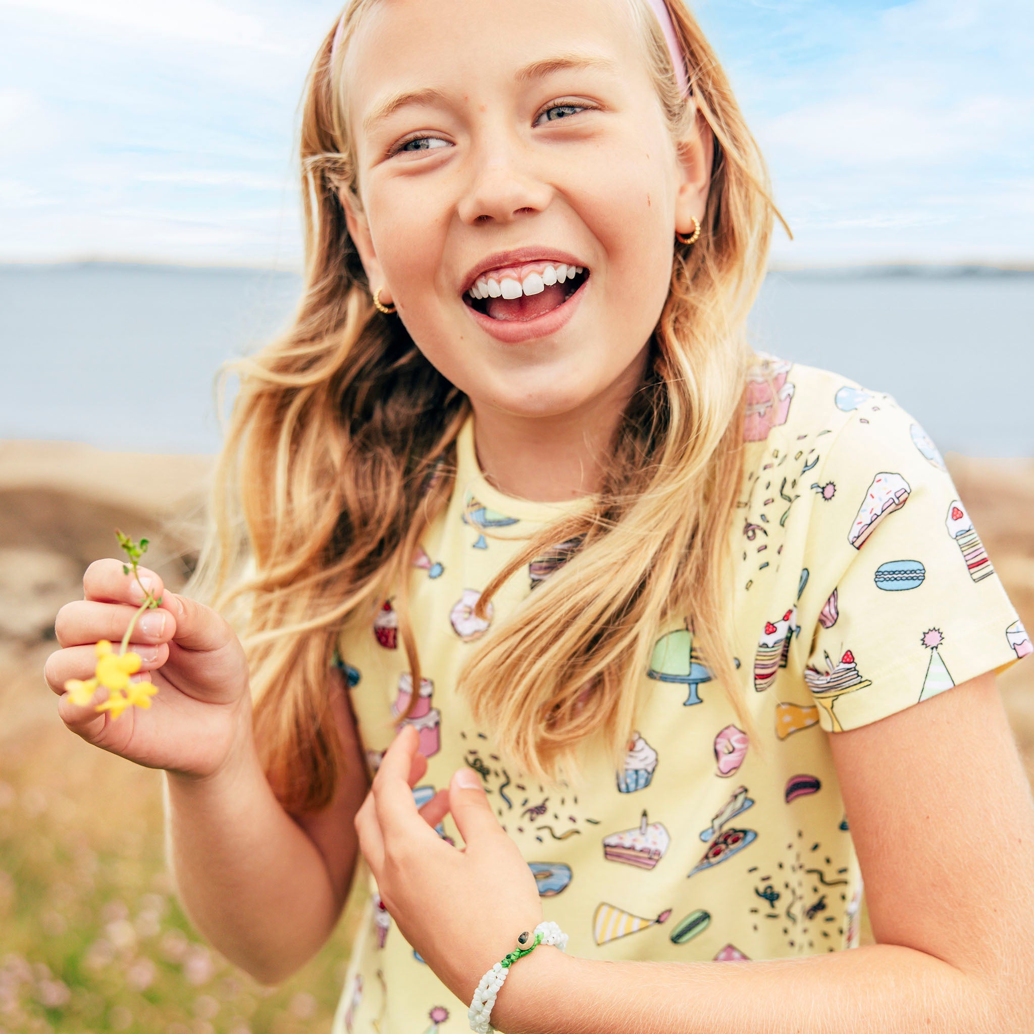 Short-sleeved t-shirt- birthday, banana yellow