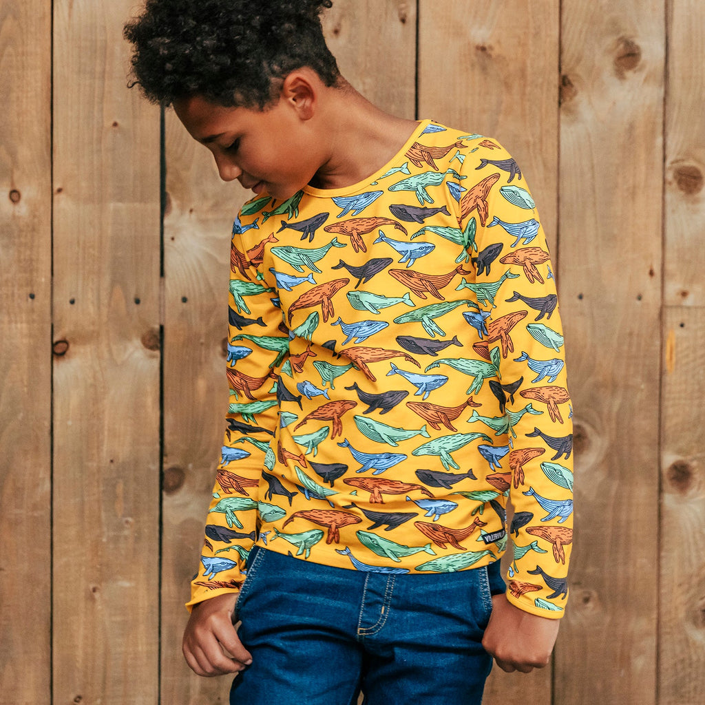 Long-sleeved t-shirt- whales, turmeric