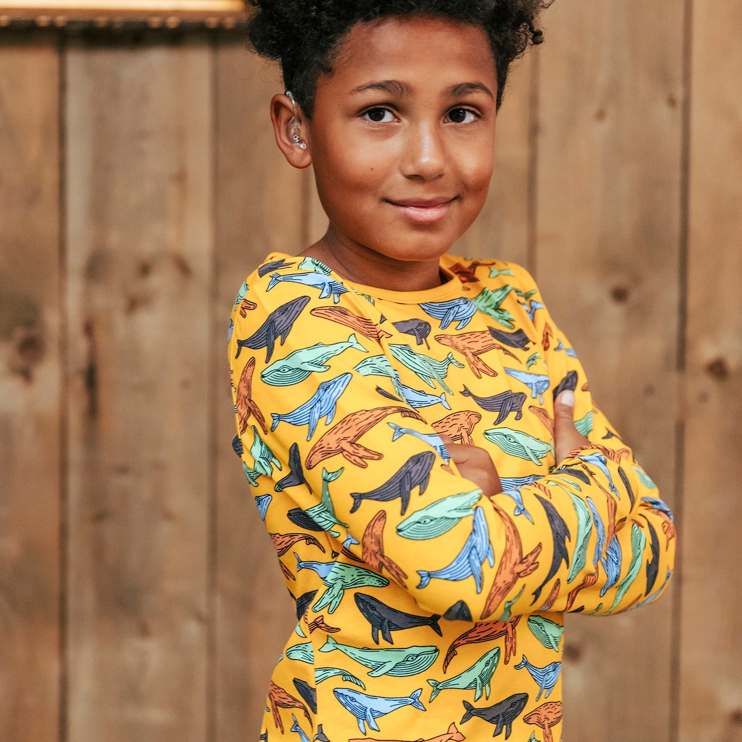 Long-sleeved t-shirt- whales, turmeric