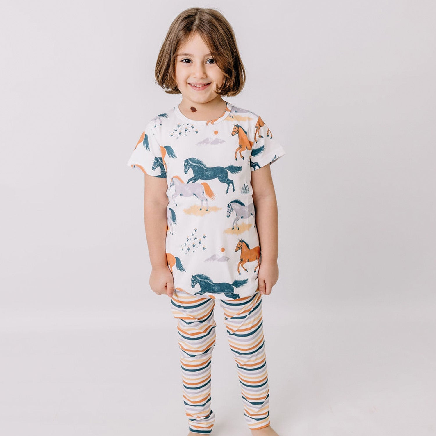 Short-sleeved t-shirt- happy horses